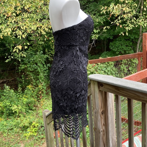 Black lace on black cocktail/formal strapless dress with flapper hem size M - Picture 6 of 6